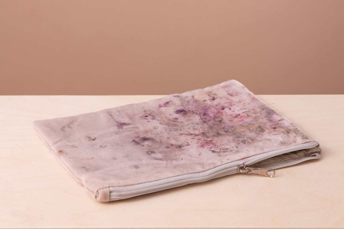 Travel pouches with zip - Linen